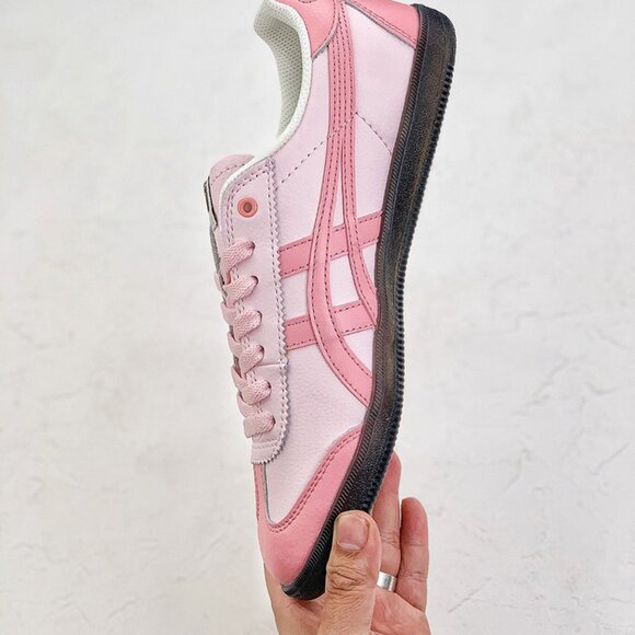 Onitsuka Tiger Pink Sneakers - Picture 4 of 9